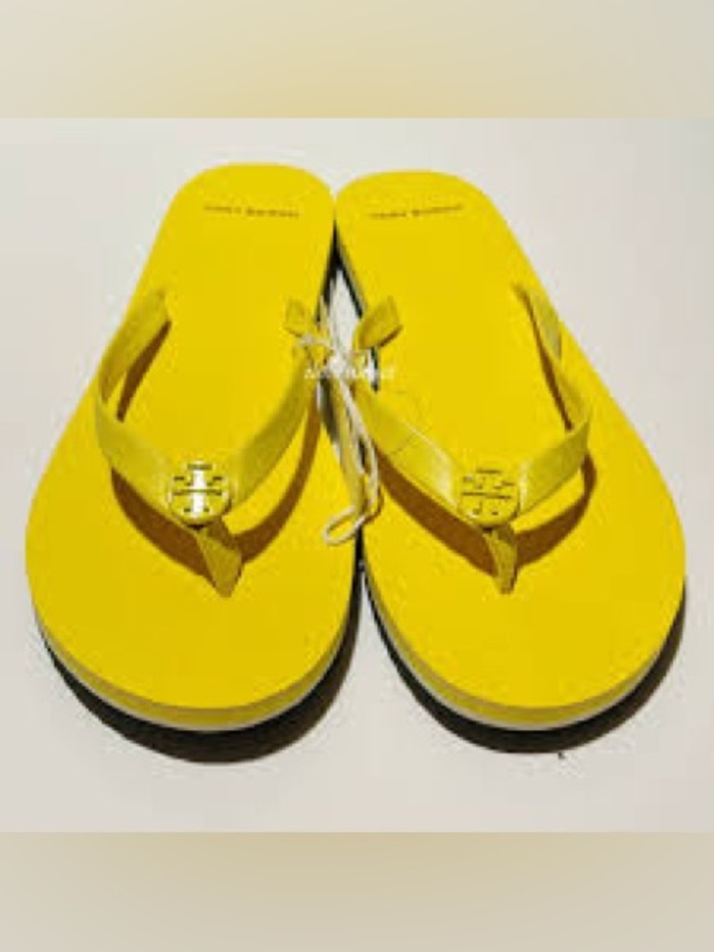 Tory Burch Mini Minnie Yellow Flat Flip Flop Size 9 NEW (SEE LAST PHOTO)